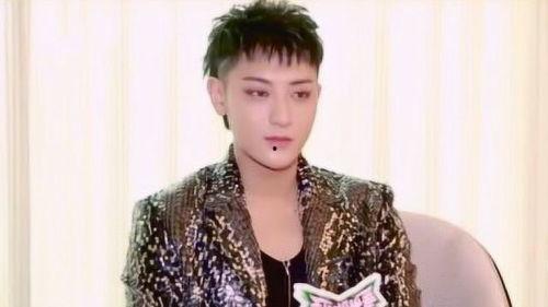 搞笑男明星网红是谁,揭秘搞笑男明星网红背后的搞笑魅力
