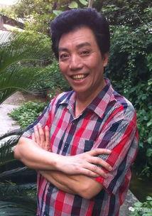 红发明星网红是谁呀,她是如何成为网络红人的？