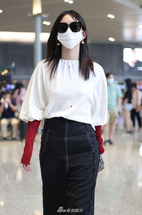 明星网红t恤图片女生,明星网红同款T恤，女生必备单品