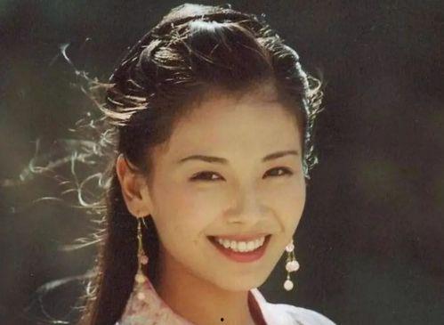 17今日吃瓜-海底捞阿朱抖音,一场火锅界的“宫廷”盛宴