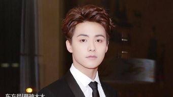 明星网红出道靠什么盈利