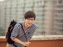 明星网红合唱翻车胡夏,现场尴尬瞬间引热议