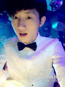 姓裴明星网红是谁,揭秘网络红人裴氏家族的璀璨星途